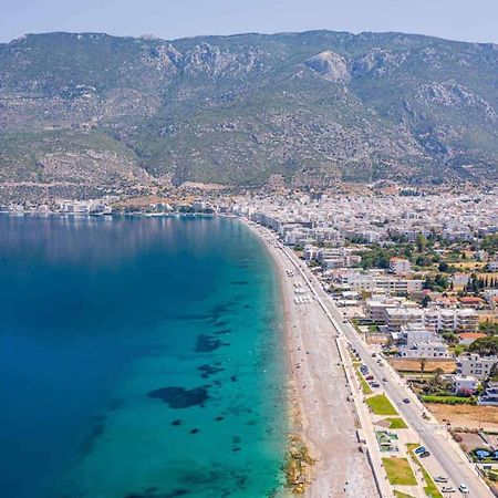 Cozy&Quiet Nest Apartment Loutraki  Bagian luar foto