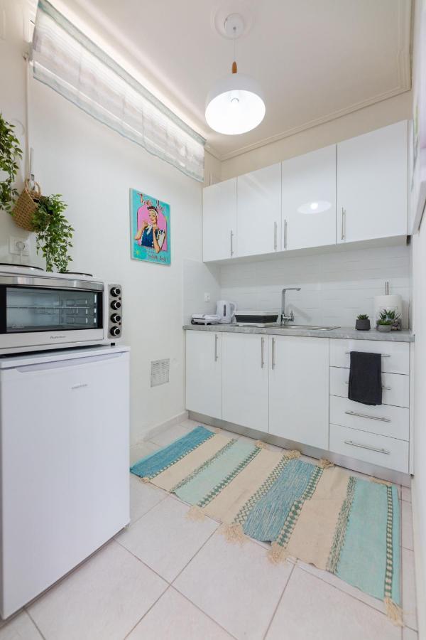 Cozy&Quiet Nest Apartment Loutraki  Bagian luar foto