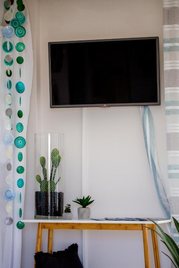 Cozy&Quiet Nest Apartment Loutraki  Bagian luar foto